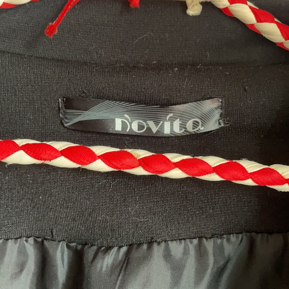 Novita Jacket - Picture 3 of 4